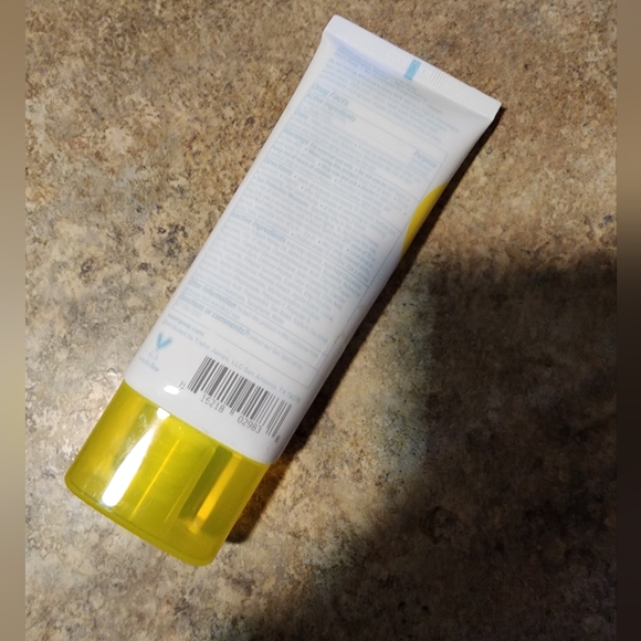 Super Goop Play SPF50 - Picture 6 of 7